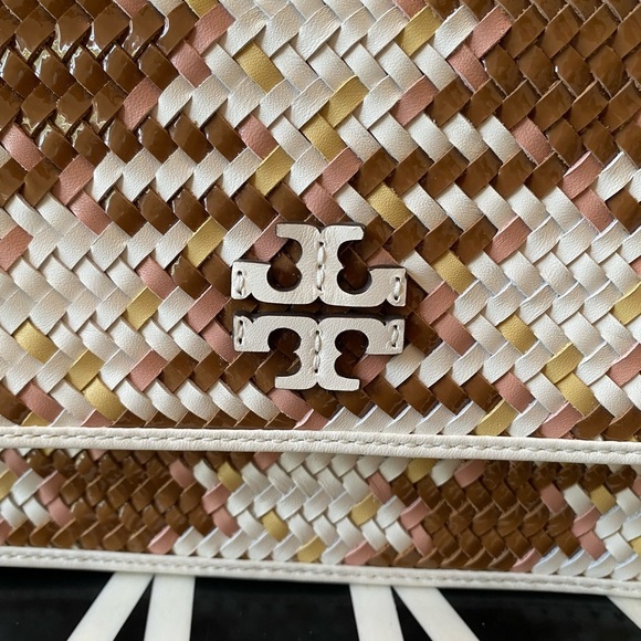 Tory Burch Britten Multicolor Cream & Pink Woven Small Adjustable Shoulder Bag - Picture 14 of 15